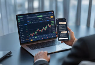 Article graphic on inflation and interest in alternative cryptoassets