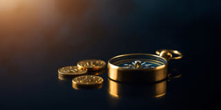 Article graphic on inflation and interest in alternative cryptoassets